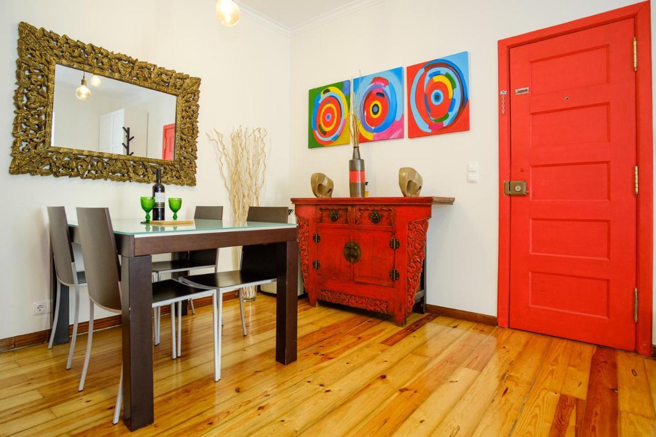 Colourful Alfama Apartment Lisbon Exterior photo